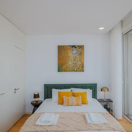 Apartment Chimney Luxury House With Ac Porto